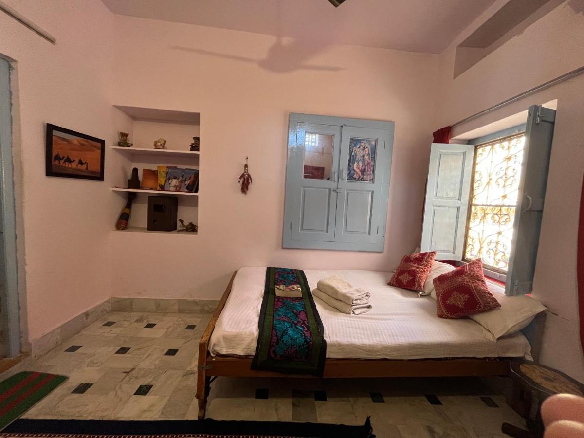 Marigold Homestay Jaisalmer Bilik gambar
